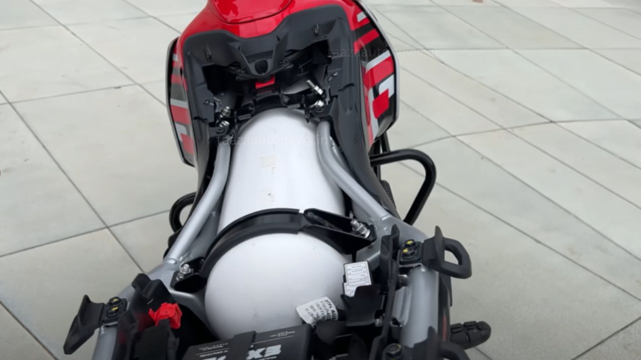 Bajaj CNG Freedom
