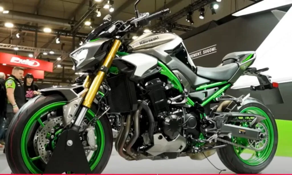 Kawasaki Z900